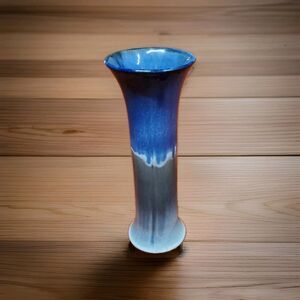 Vtg Cliftwood Pottery Vase Drip Glaze 1976 Morton IL USA Blue Gray White Trumpet